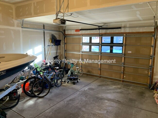 Foto del edificio - 3025 Redhaven Way
