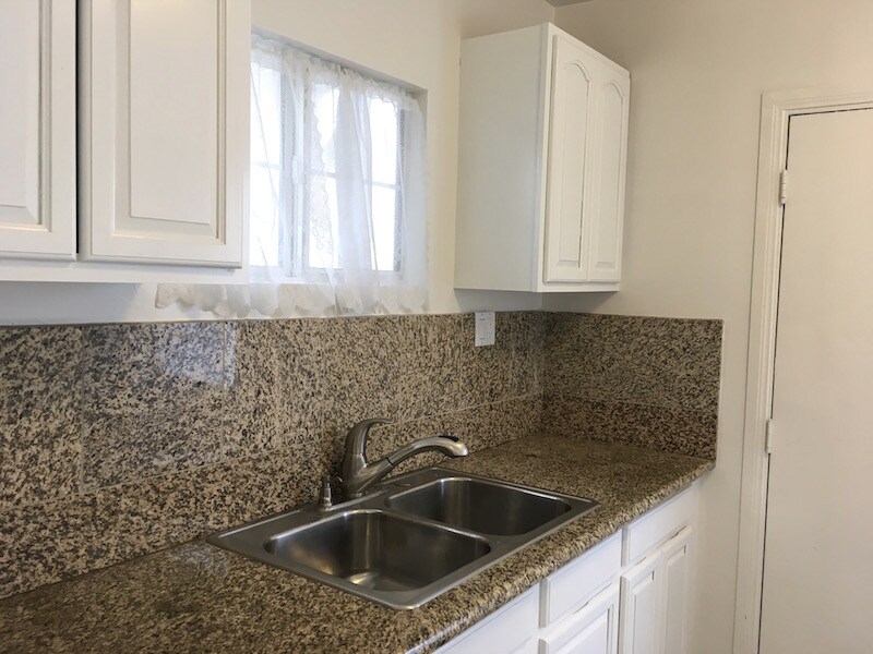 Foto principal - 3321 Berkeley Ave