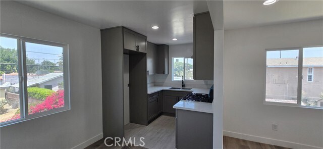 Foto del edificio - 833 E 92nd St