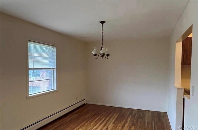 Foto del edificio - 65 Curie Rd