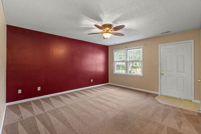 Building Photo - Affordable Single Family Home in Jacksonville