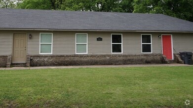 Building Photo - 501 E Allen Ave