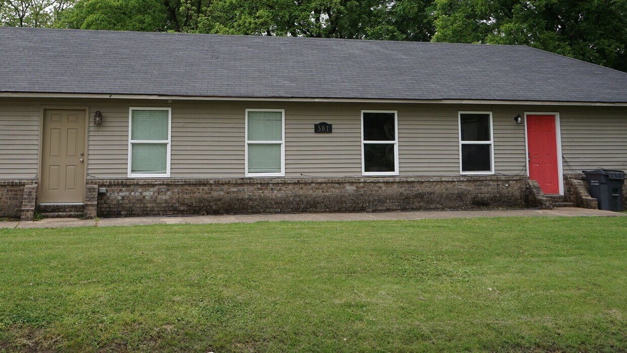 Foto principal - 501 E Allen Ave