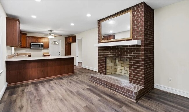 Building Photo - 1516 Montague Ave