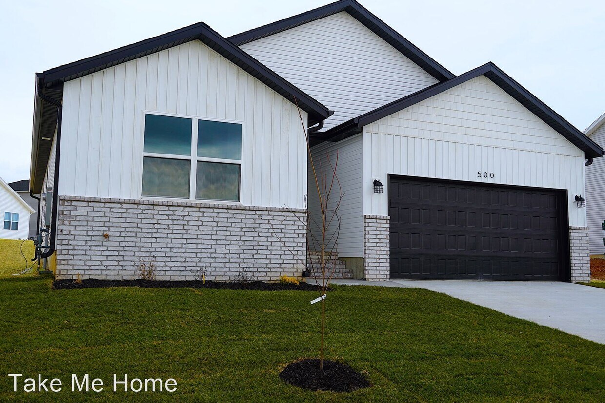 Foto principal - 4 br, 2 bath House - 500 N Pine Leaf Rd
