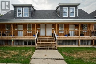 Building Photo - 168-168 Picton St E