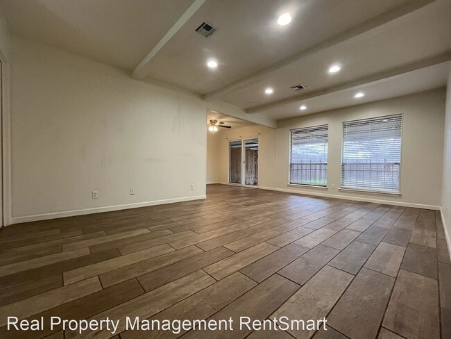 Building Photo - 2 br, 2 bath House - 4801 West Gate Blvd