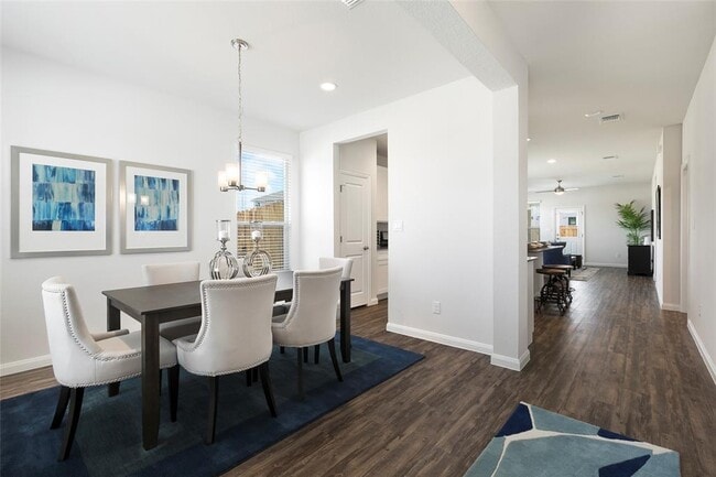 Building Photo - 1102 Warm Springs Dr