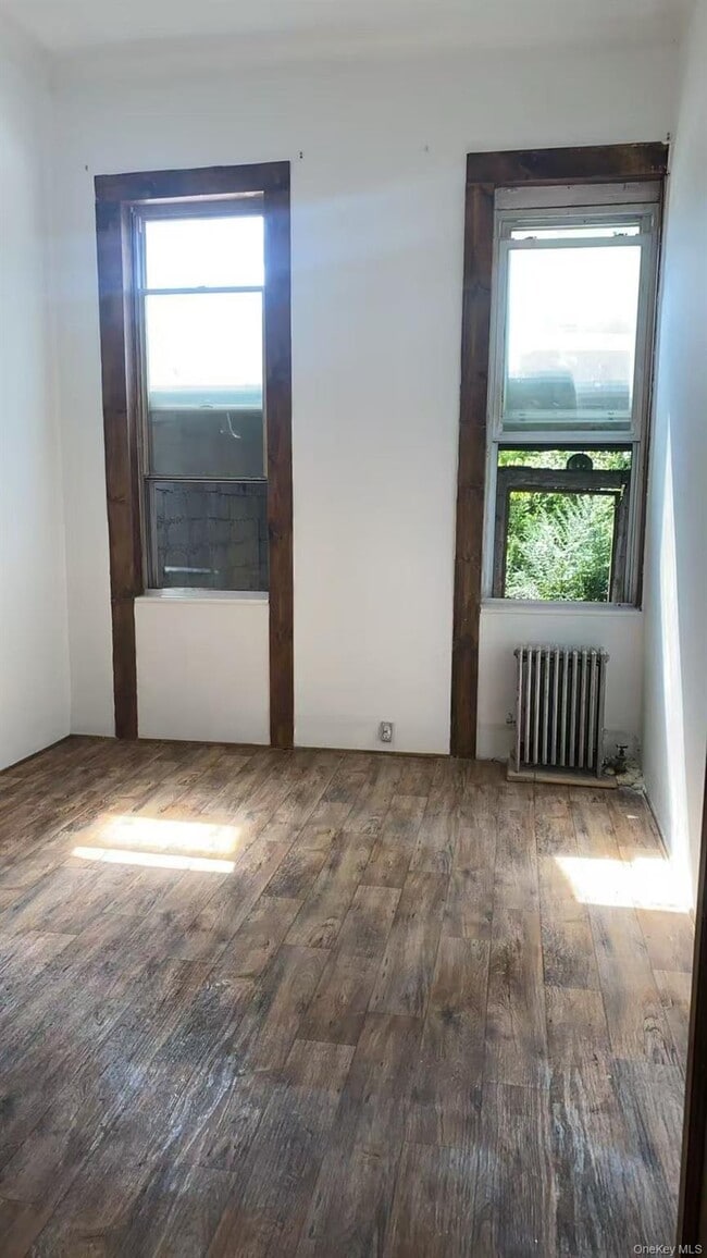 Building Photo - 2212 Pitkin Ave
