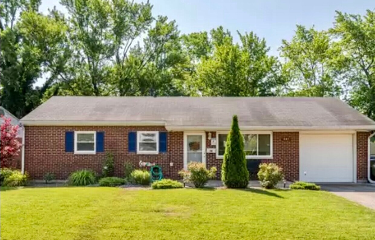 327 Lutz Dr, Englewood, OH 45322 House Rental in Englewood, OH