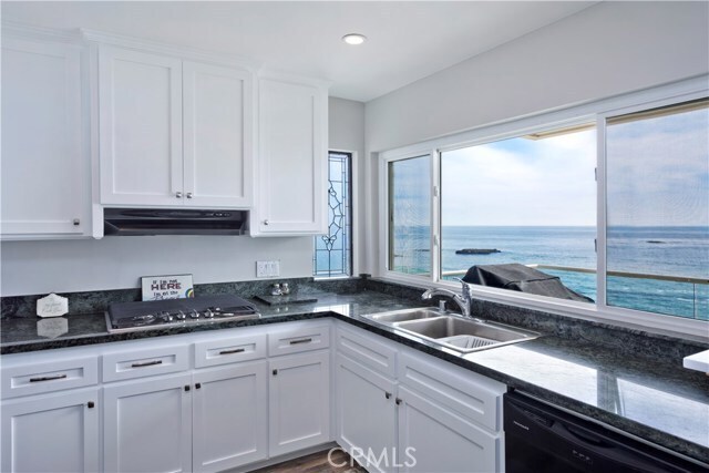 Building Photo - 1249 Ocean Front