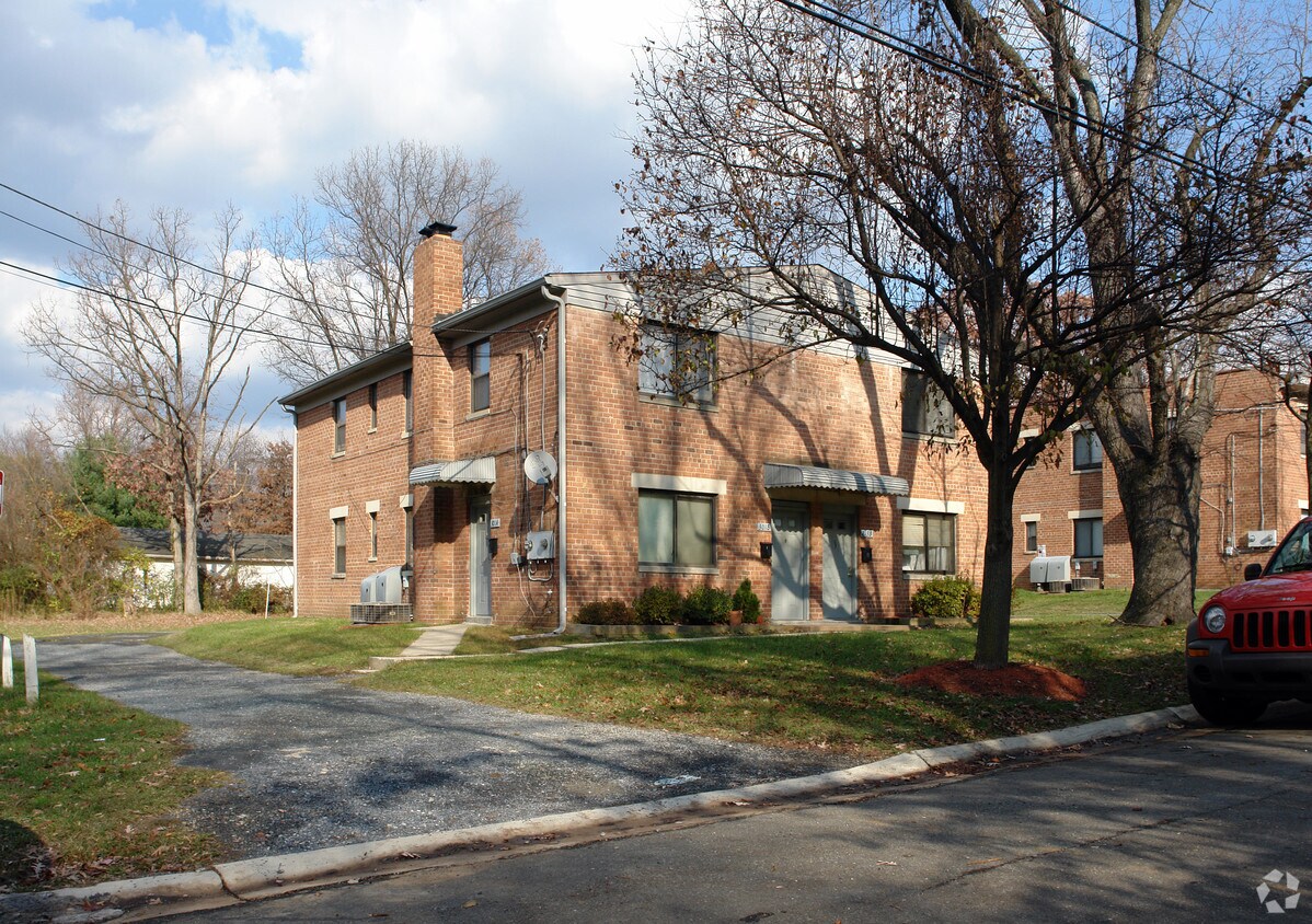 Foto del edificio - 205-305 Dawson Ave