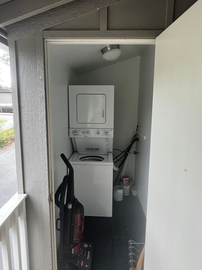Foto del edificio - Well Priced One Bedroom in Mukilteo - Grea...