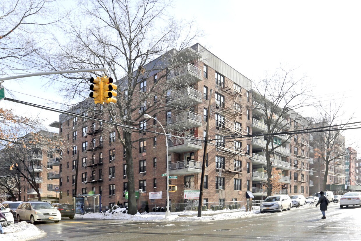 Primary Photo - 144 20 41st Avenue