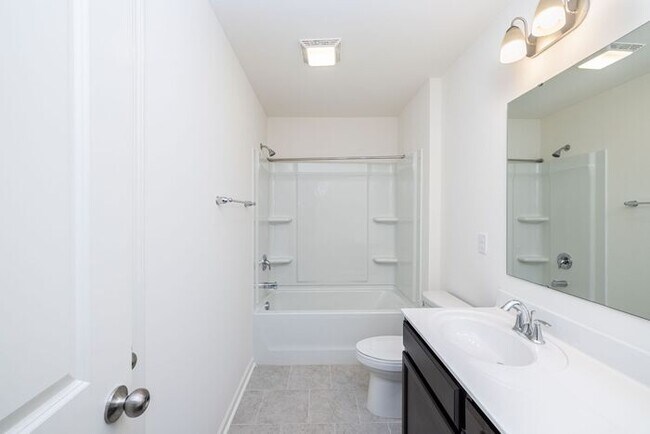 Building Photo - 4 Bedroom Home Piedmont School District - AVAILABLE FEBRUARY 2026