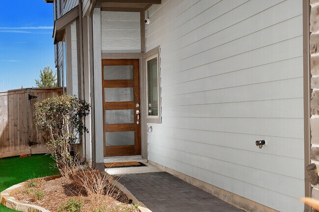 Building Photo - 19646 San Angelo Park Dr