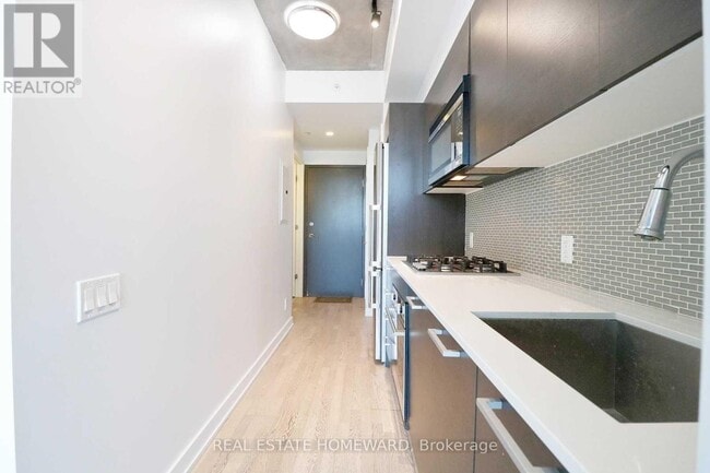 Building Photo - 60 Haslett Ave