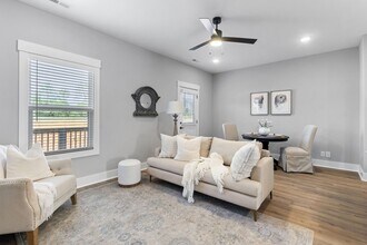 Building Photo - 208 Jonathan Wade Prvt Cir