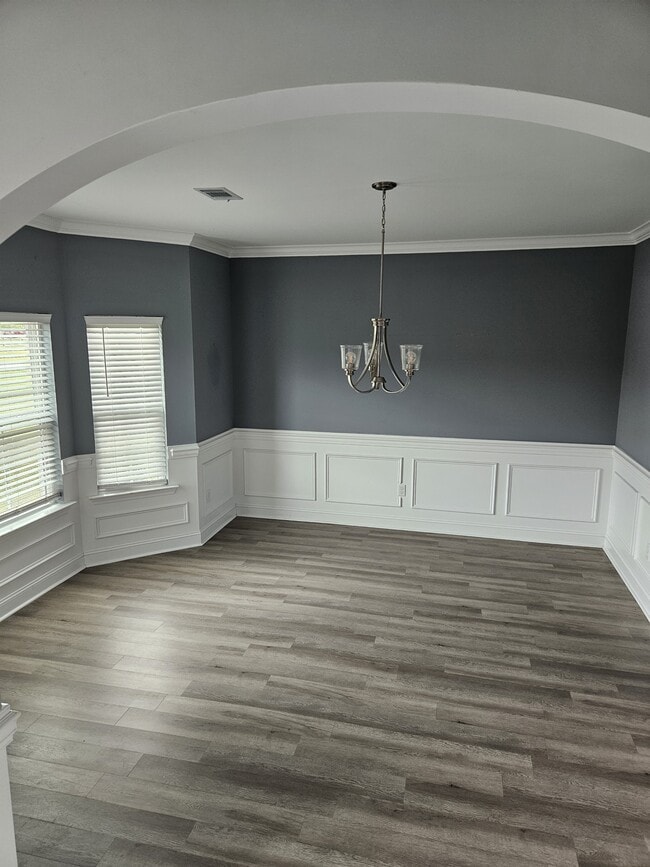 Foto del edificio - 281 Cypress Creek Dr NE