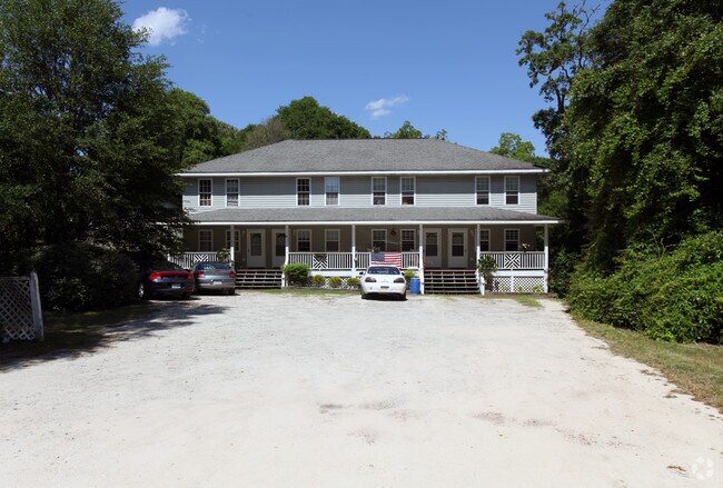 Building Photo - 6308 Kerry Ln