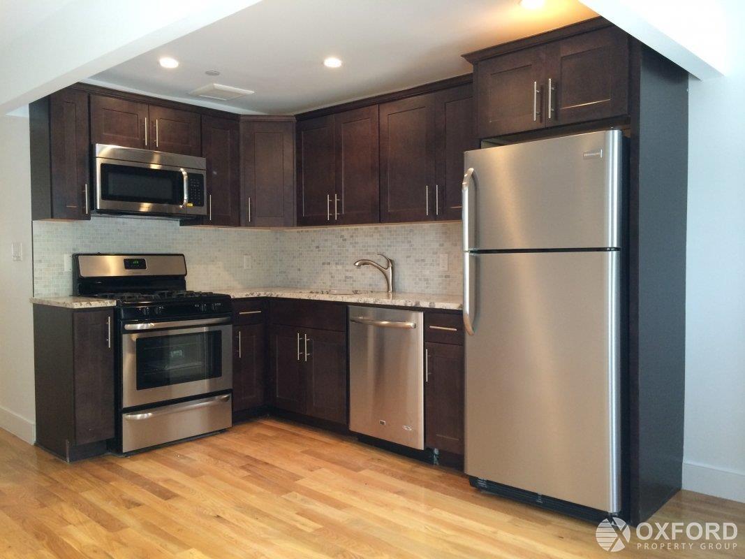 Foto principal - 126 West 123rd Street