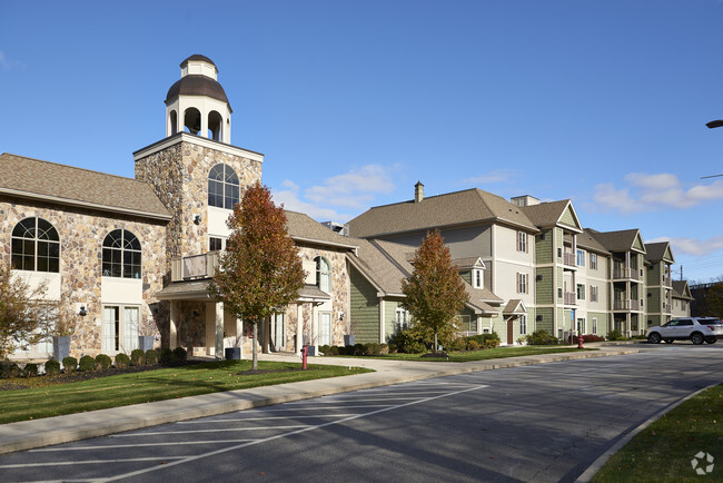 Building Photo - River Village Condominium