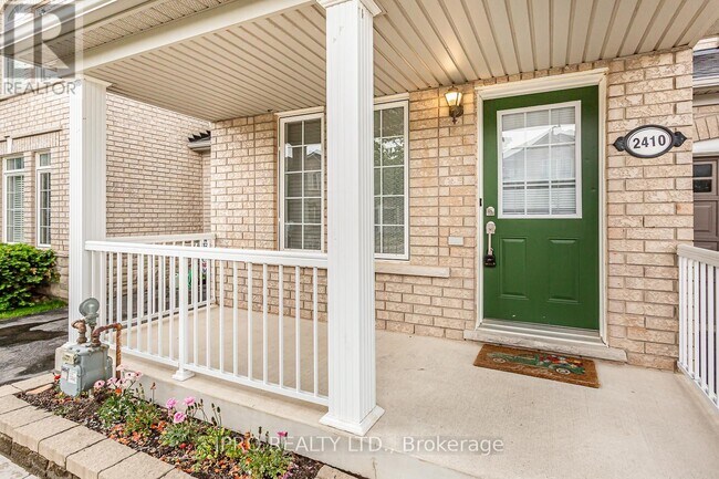 Building Photo - 2410 Emerson Dr