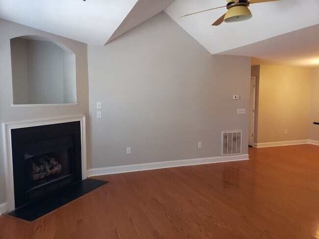 Foto del edificio - 4732 Tatton Park Cir