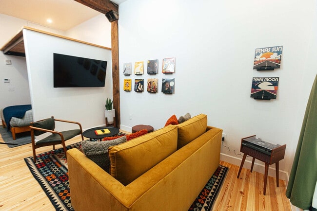 Foto del edificio - 1911 3rd Ave N