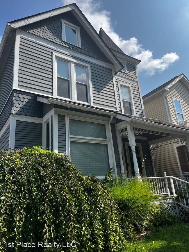Building Photo - 5 br, 3 bath House - 80 W King Ave