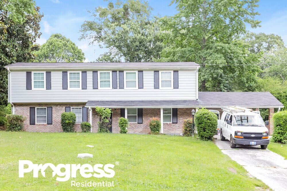 Primary Photo - 2810 Swansea Ct