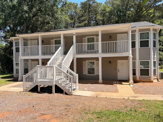 Foto del edificio - 140 Cumberland Ct