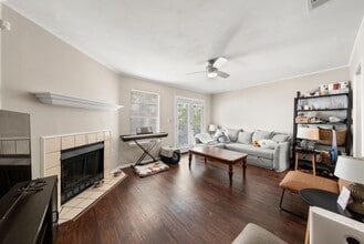Building Photo - 600 Bagby Ave