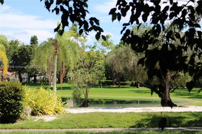 Building Photo - 10421 Mahogany Key Cir