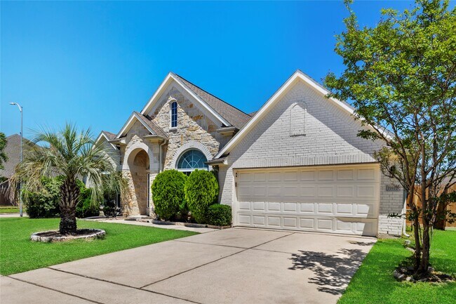 Building Photo - 22022 Bridgestone Hawk Ct