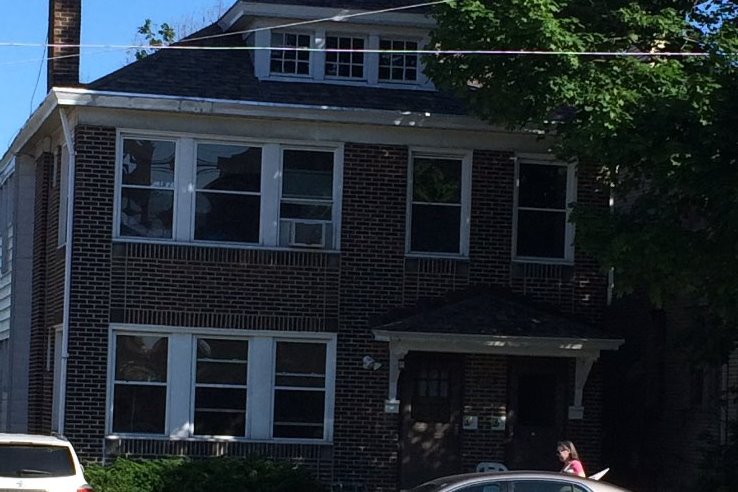 2nd floor apt. - 2715 Broadway Ave