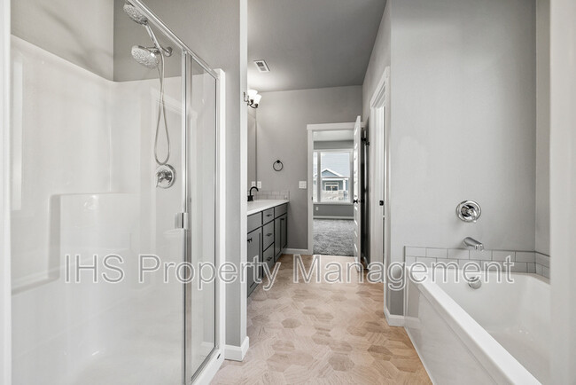 Building Photo - 8218 Cardinal Peak St