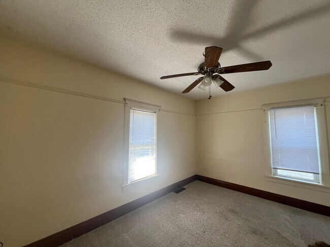 Foto del edificio - 703 Prospect Ave