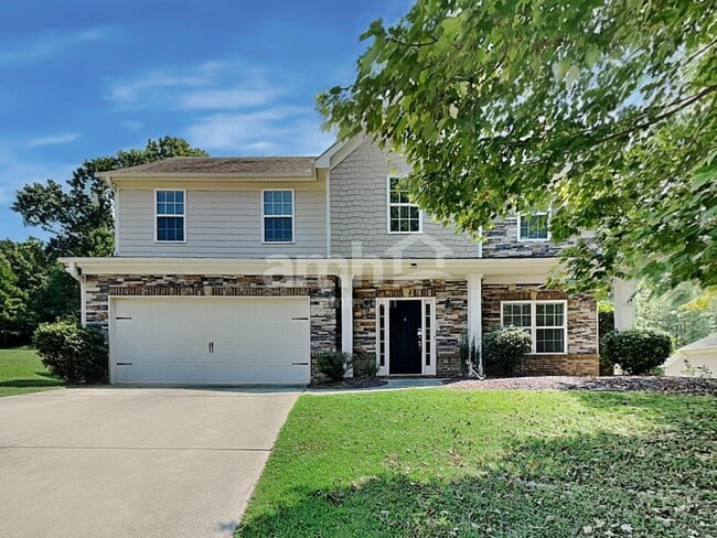 Building Photo - 6260 Cove Creek Dr