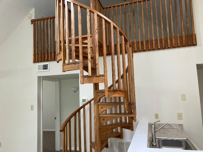 Building Photo - 616 Foxcroft Cir