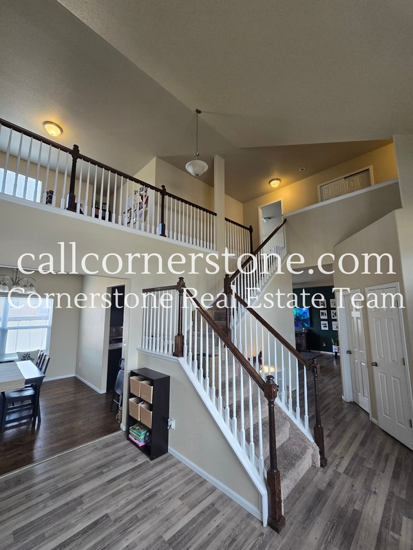 Building Photo - 8366 Hardwood Cir