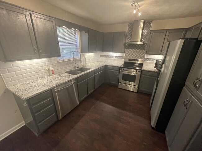 Building Photo - 1013 Cobble Pl