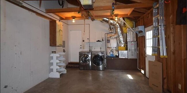 Foto del edificio - Capitola House 3 bedroom 2 newly remodeled...