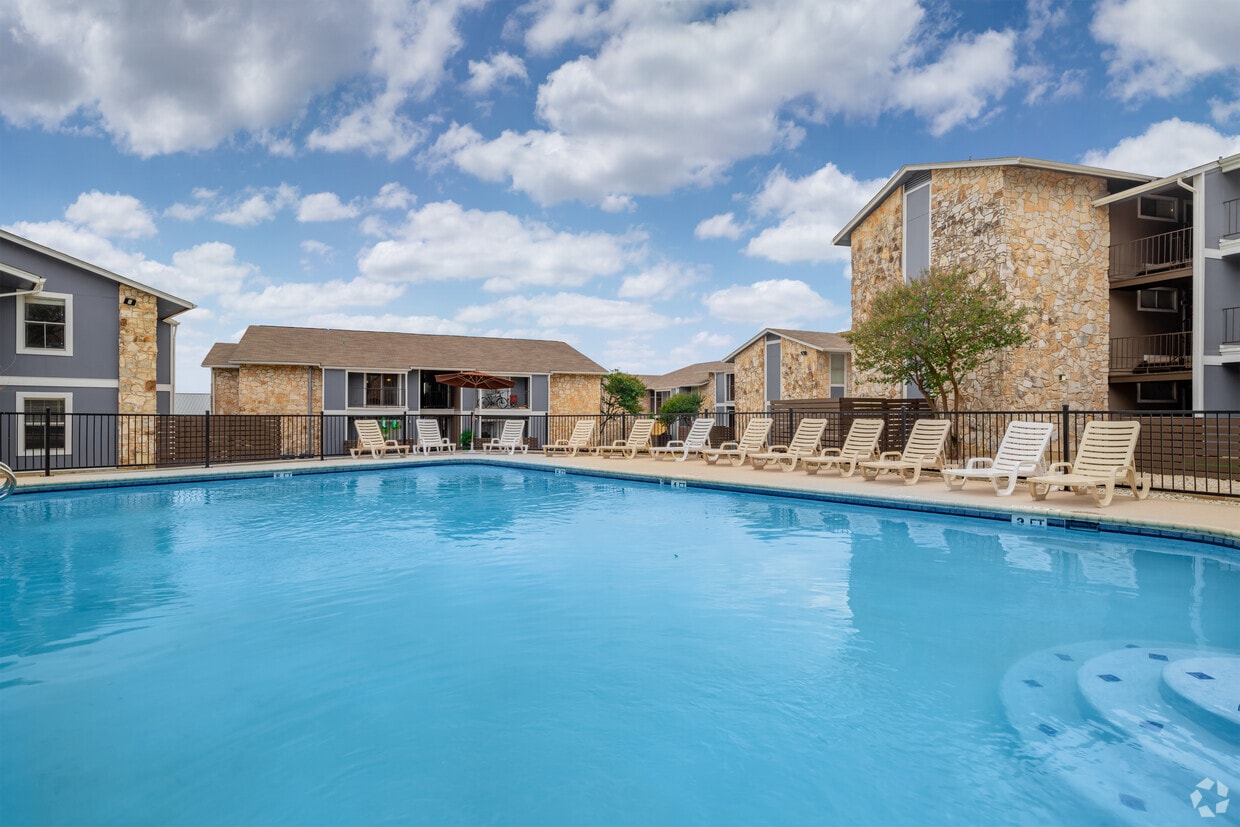 Chase Hill Apartments - 15801 Chase Hill Blvd San Antonio, TX 78256 |  Apartments.com