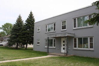 Building Photo - 201 E Cecil St