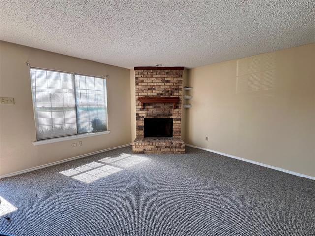 Foto del edificio - 816 Redbud Dr