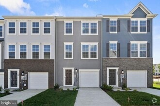 Building Photo - 136 Winterplace Dr