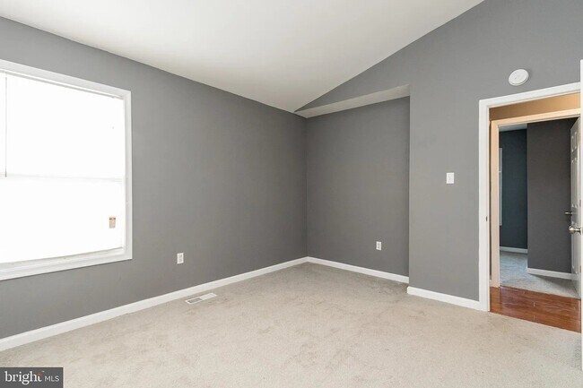 Foto del edificio - 6204 Barrowfield Ct