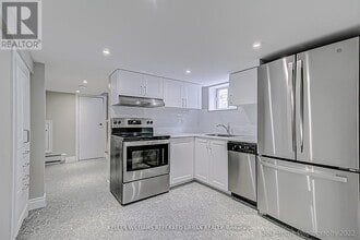 Building Photo - 554 Caledonia Rd