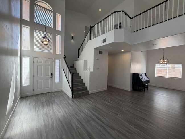 Building Photo - 2456 Sheltered Meadows Ln